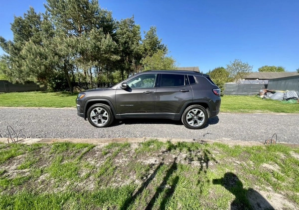 Jeep Compass cena 80000 przebieg: 137000, rok produkcji 2019 z Zduńska Wola małe 497